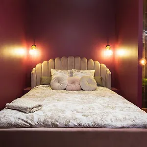 Appartement Jacuzzi, Chic Romantique Climatise A 50 M Du Metro, Villeurbanne